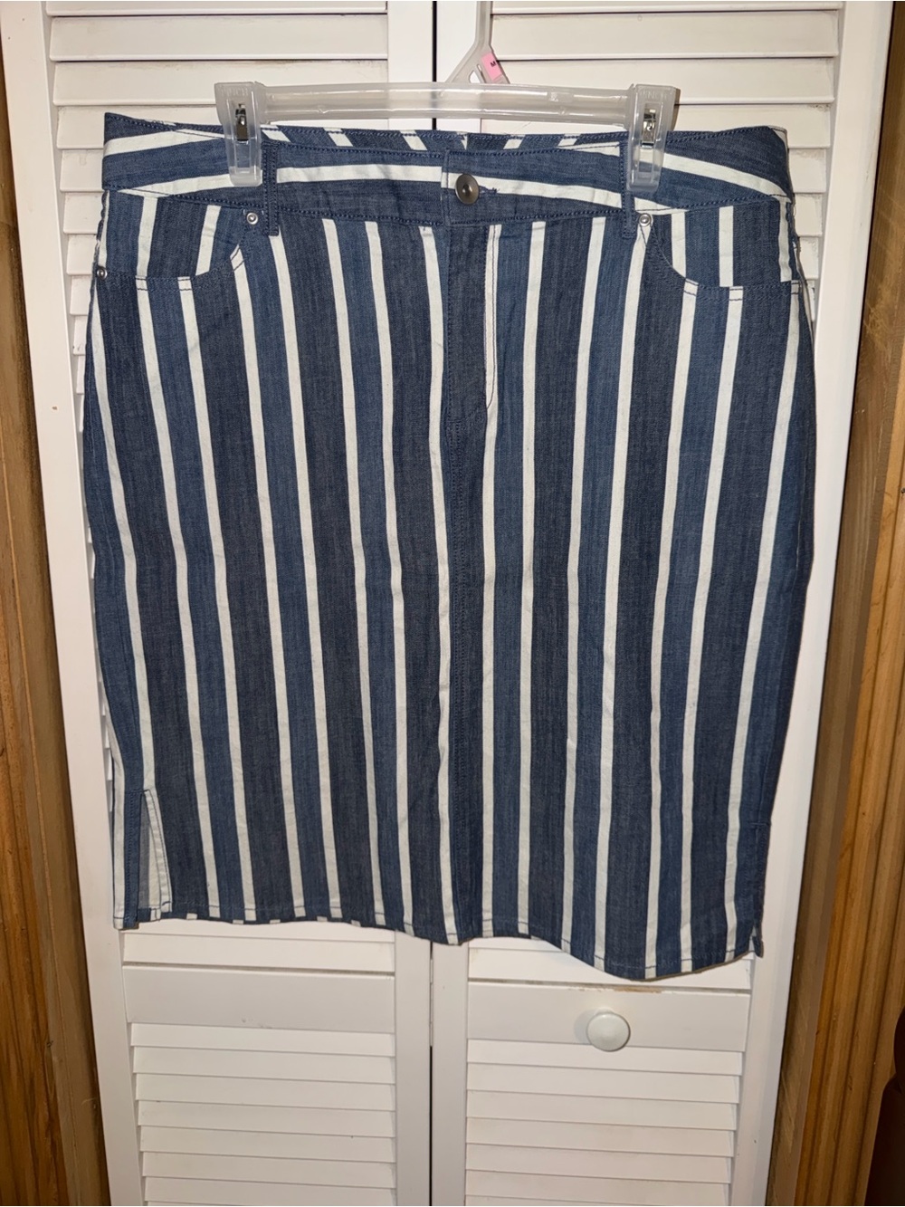 NEW:C’EST 1946 Denim Striped Blue and White Pencil Skirt